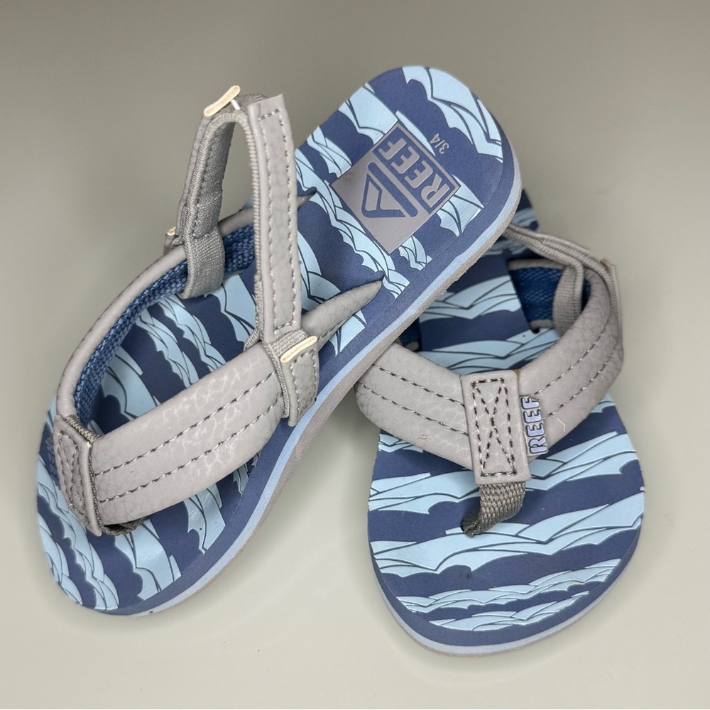 Reef Ahi Convertible Sandals – Toddler Size 3/4